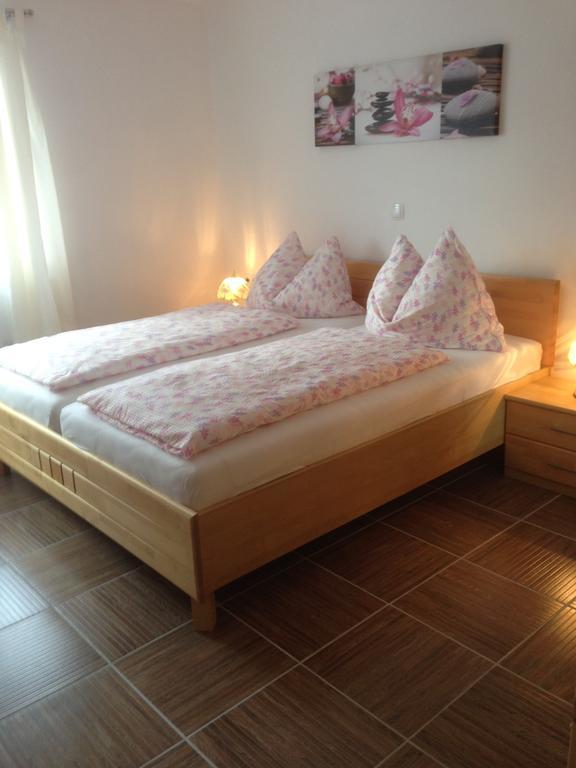 Panoramahof Holly Hotel Obervellach Kamer foto